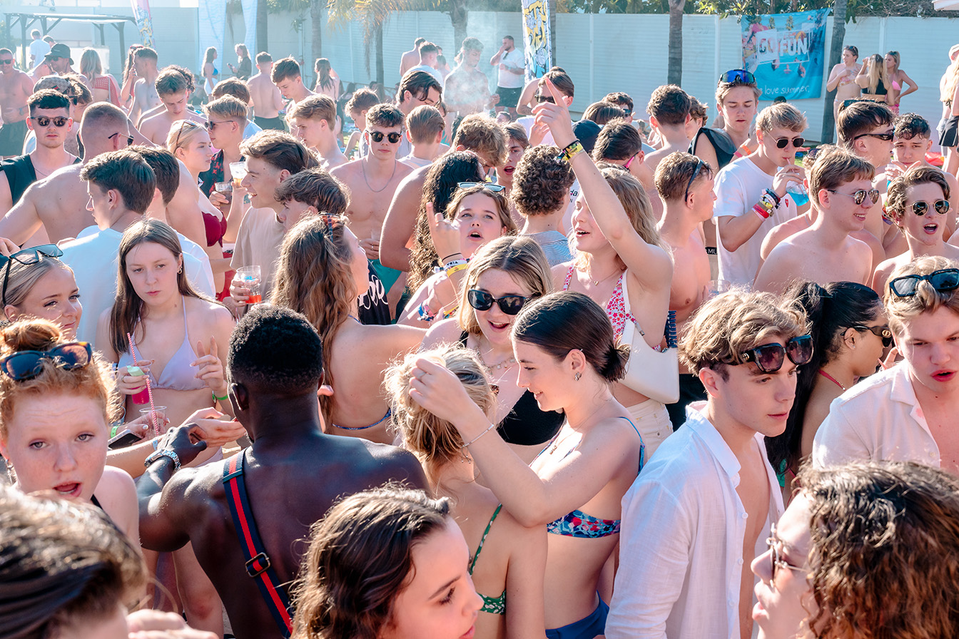 Albufeira Pool Party